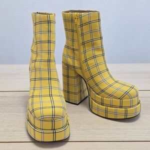Steve Madden "Cobra" Yellow Plaid Platform Boots - Editorial Chunky Heel,